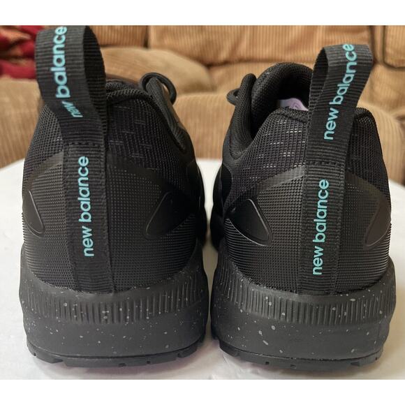 Women’s New Balance Composite Toe Logic Industrial Boot, Black/Aqua, 8.5 NEW - Picture 4 of 9